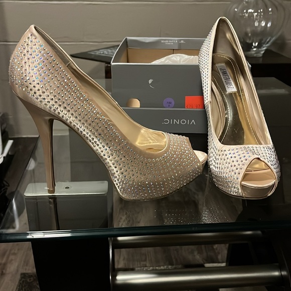 Jennifer Lopez Rhinestone Heels - Picture 2 of 5